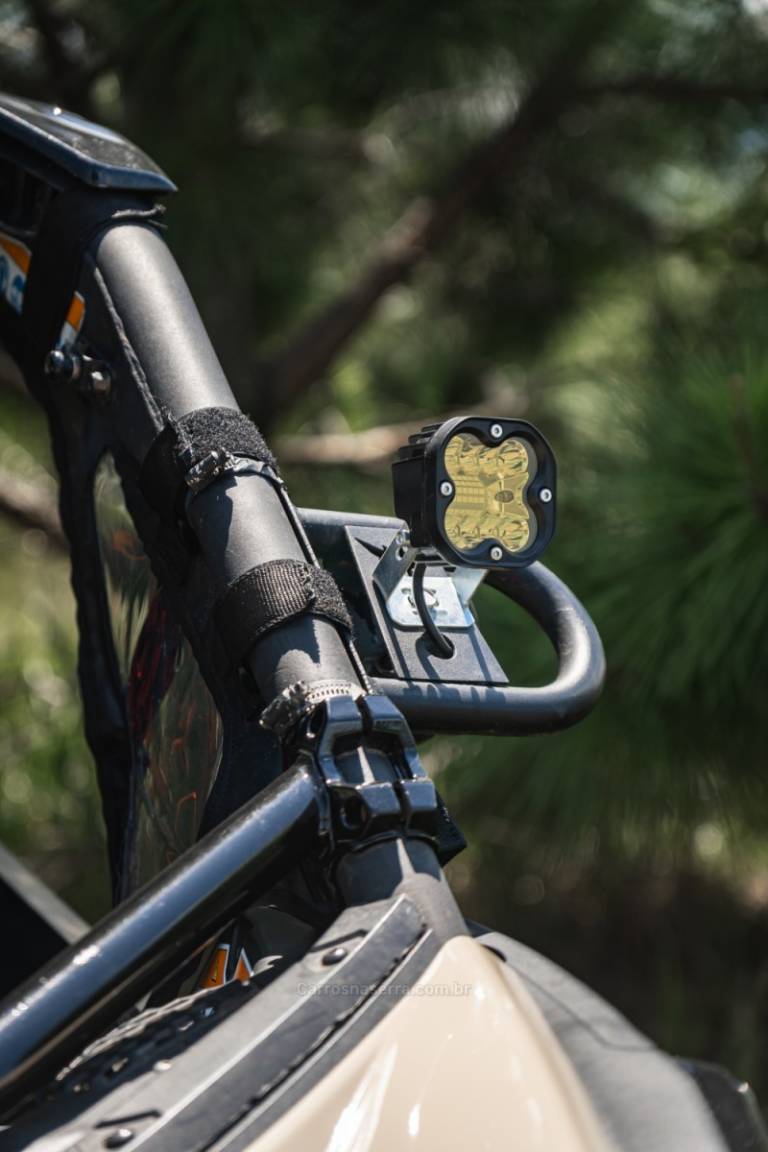 CAN-AM - MAVERICK XRS - 2021/2021 - Bege - Sob Consulta