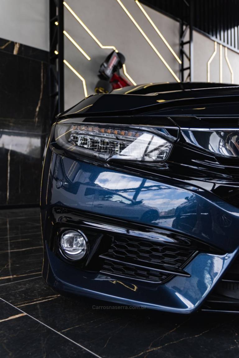 HONDA - CIVIC - 2019/2019 - Azul - R$ 149.900,00