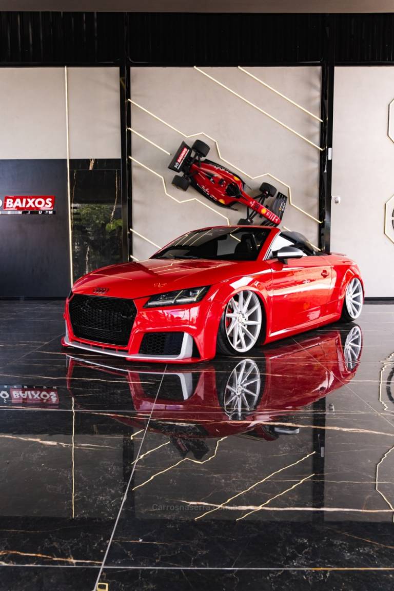 AUDI - TT - 2016/2016 - Vermelha - R$ 329.900,00