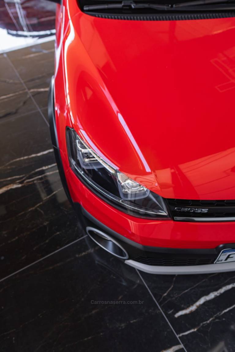 VOLKSWAGEN - SAVEIRO - 2014/2015 - Vermelha - R$ 94.500,00