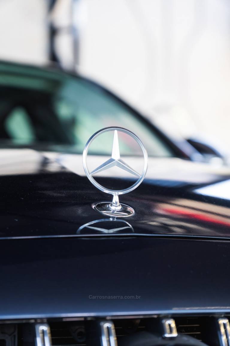 MERCEDES-BENZ - C 200 - 2015/2015 - Cinza - R$ 149.900,00